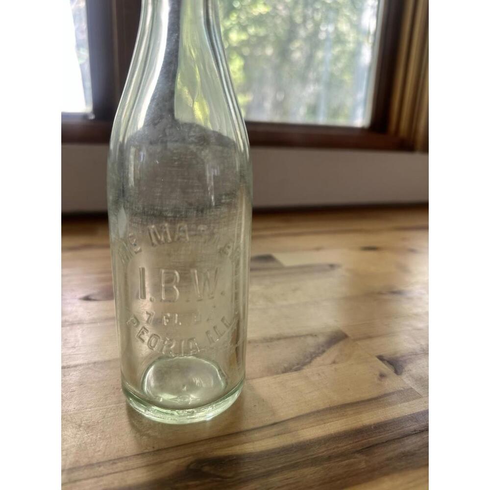 McMaster I.B.W. Peoria, ILL - Illinois - Antique Green Glass Soda Bottle 7oz